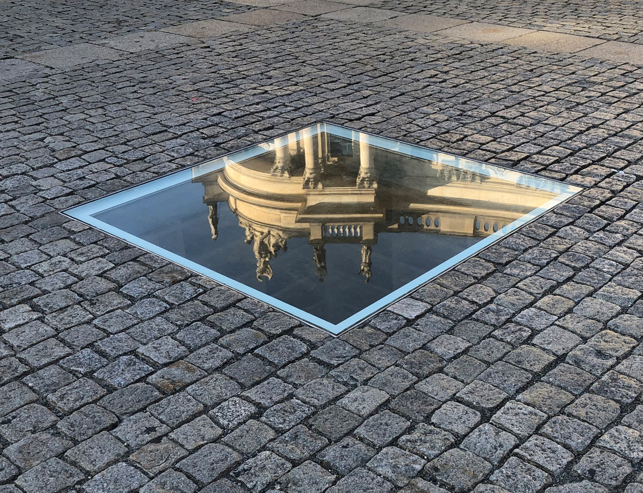Bebelplatz - Bücherverbrennung Denkmal